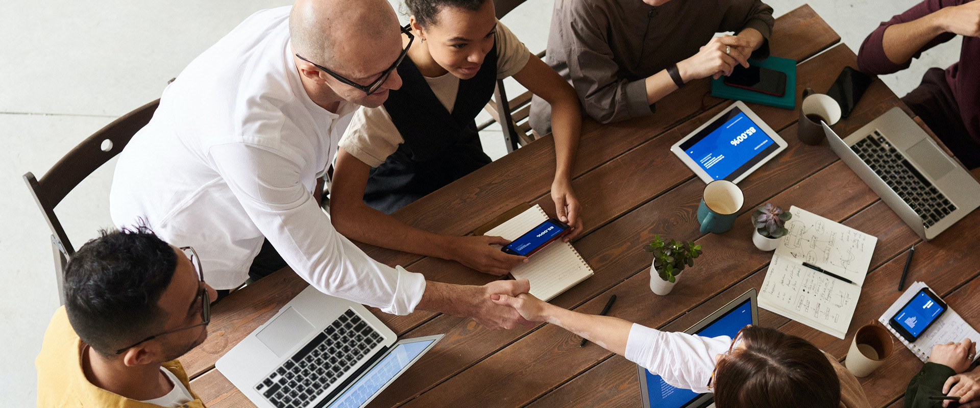 Le rôle de la transformation digitale dans la modernisation du commerce mondial